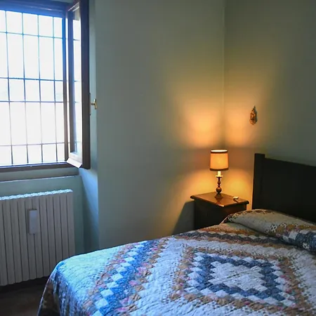 Large In A Stone بيت للعطل Fiorenzuola di Focara