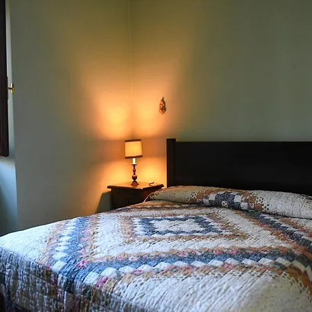 別荘 Large In A Stone Fiorenzuola di Focara