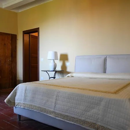 Large In A Stone بيت للعطل *